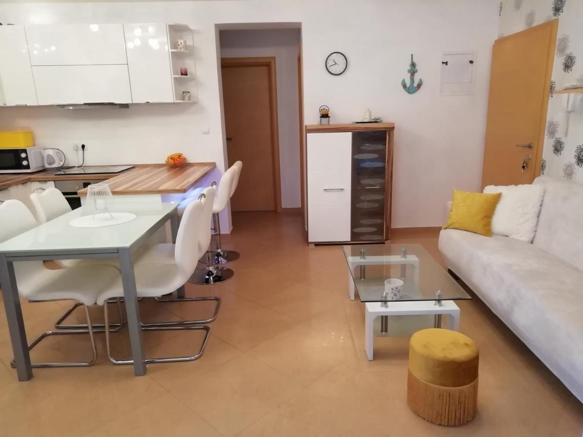 Apartment Fancy Malinska Exteriér fotografie